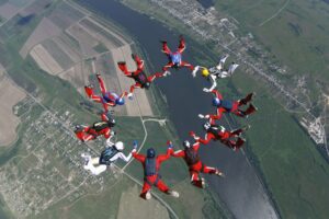 Record paracadutisti over 70