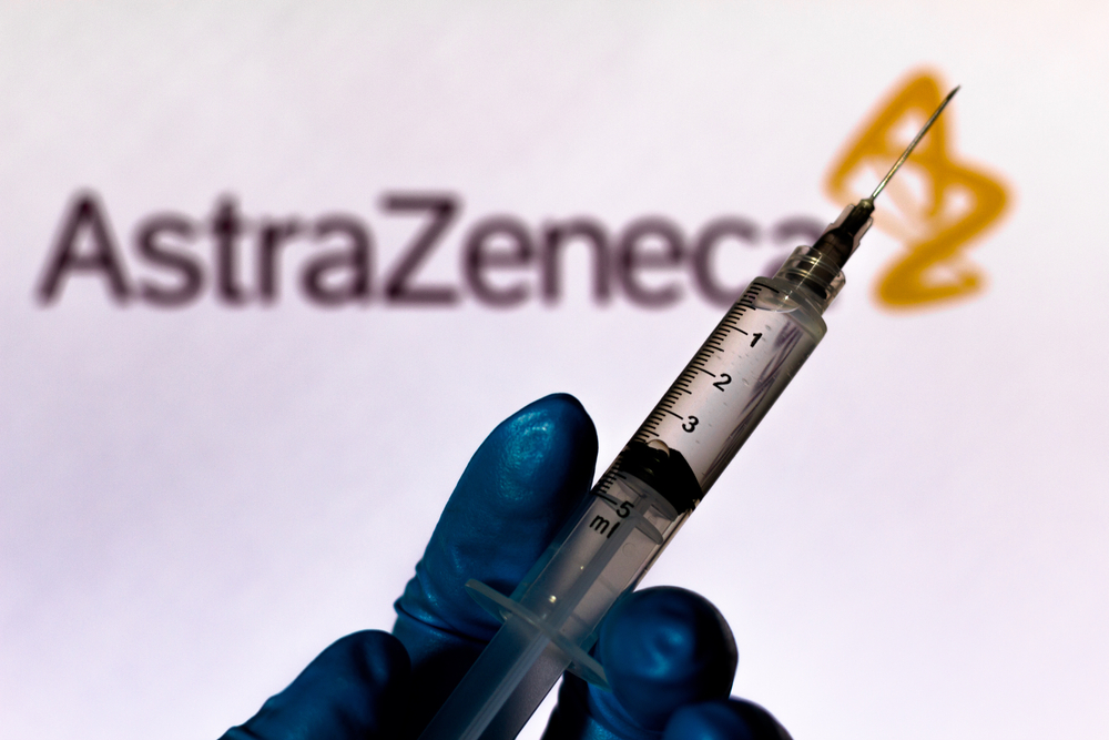 Il vaccino AstraZeneca: no per chi ha più di 65 anni
